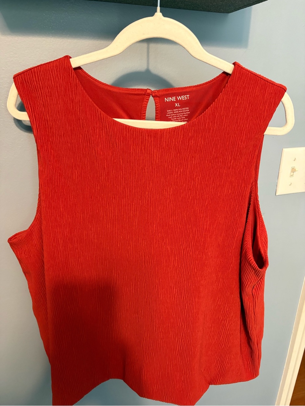 Nine West Red Textured Sleeveless Tank Top